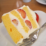 ラ・ファミーユ - いちごのケーキ