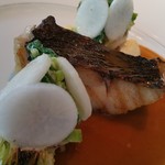 ベージュ アラン・デュカス 東京 - 