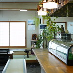 津留野家 - 店内の様子
