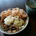 「しげじろう御膳」の　おろし蕎麦