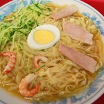 冷麺大盛り