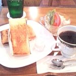 ３匹のねこ - ホットサンドセット 750円