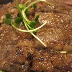 味人 - ニクイ照りのお肉