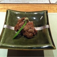 鉄板焼 かいか - 牛スジの煮込み
                超柔らかい