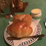 仏蘭西亭 - パン