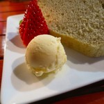 ポン ムヴァン - 