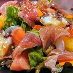 メテオーラ - 海の幸いっぱいサラダ♪