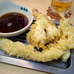 大衆うどん つる亀 - 天ぷら肉4種盛り合わせ