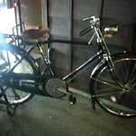 きよ田 - 年季の入った自転車、今でも築地の仕入れはコレで行くそうです。