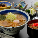 お食事処 葉山 - 麺+ミニ丼セット