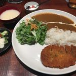 trattoria イタリアン SATOMI fooding - 「トンカツのカレープレート」850円+「カキフライ(2個)」200円