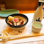 Dandan - 蛸のやわらか煮 ＆ 燗酒