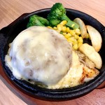 和牛焼肉 LIEBE - チーズハンバーグ