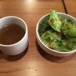 ジャパリア・レグナ - ランチセットのサラダとスープ