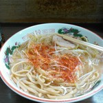 ラーメン二郎 - 一味投入