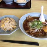 Karin - ラーメン・炒飯セット 750円