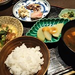 紀尾井町 山ぐち - 火曜日の定食 カキフライ美味しい❗️