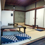 Sutando Midoribashi - 座敷