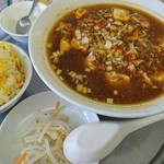 瑞龍春 - 麻婆麺と半炒飯セット
