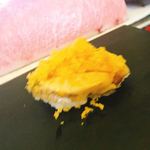 奴寿司 - アワビカラスミのせ