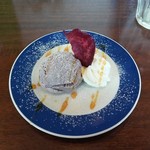 緑のイスキア - セット　紫芋の自家製プリン