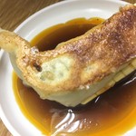 三陽 御用亭 - 入ってるねー。後先考えずに、ニンニキー