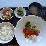 鈴鹿大学 カトルセゾン - 3/13の「おすすめ定食」480円