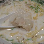 ミッドナイトヌードル ジャカルタラーメン  - ワンタンも旨い