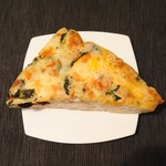 パラダイス　アレイ　ブレッドカンパニー - 鎌倉野菜のピザ500円