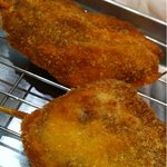 赤垣屋 - 牛肉と豚ヒレの串揚げ