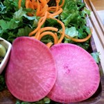 ユイノウ ベジタブルカフェ - たっぷり野菜➕大根の酢漬け