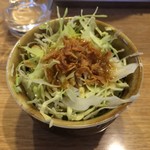 肉焼き じゅんちゃん - ランチのサラダ