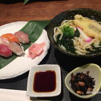 かんてきや 要 - にぎり寿司と穴子天ぷらうどん