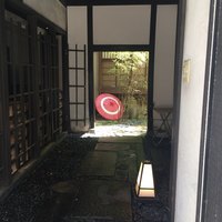 かんてきや 要 - 玄関