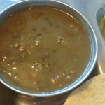 南インド家庭料理 カルナータカー - 皮つきレンズ豆のカレー