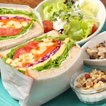 カフェ プルクワ 豊川店