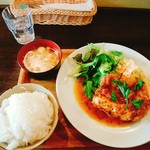 グゥー - チキンのマスタードソース