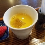 珈琲花苺舎 - 「いちごやセット」のオレンジジュース