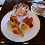 パティスリー ラプラス - Ｈ30年３月のデザートプレート