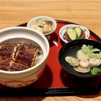鰻う おか冨士 - うなぎ丼
