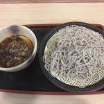 箱根そば本陣 - 玉葱ペッパー醤の牛つけせいろ