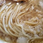 Omotenashi Noodles よこじ - たっぷり背脂のスープは意外とスッキリ