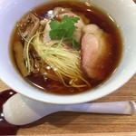 飯田商店 - 醤油らぁ麺