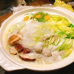 ヤキトリ カム - コースの鍋