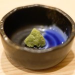 赤坂 すし 秀 - 海鮮丼 1188円 の山葵