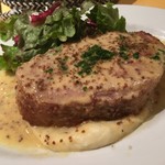 豚ロースのロースト~粒マスタードソース～