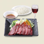 シャトー弥山 - 料理写真:島根和牛にライス、ドリンクも付いた定番コースメニュー。