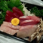 まぐろ丼　加一 - 旬の刺身盛合せテイクアウト（加一の日利用）／内容変更後