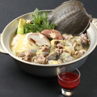 Full of collagen ♪ "Stamina soft-shelled turtle turtle hotpot course" 5,280 yen