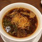 Dhintai Fontou Kyou Yaesugu Chiten - 牛肉煮込み麺